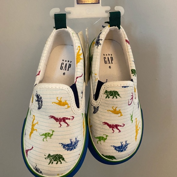 Baby Gap shoes - Picture 5 of 7